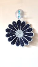 Blaues und hellblaues gehäkeltes Blumen-Topflappen-Set aus Baumwolle