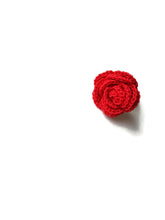 Anillo Rosa Roja Hecho a Mano – Ajustable, Joya Artesanal de Crochet, Regalo para Ella