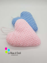 gender reveal hearts