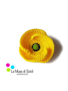 Spilla papavero giallo in cotone all'uncinetto, unisex e handmade
