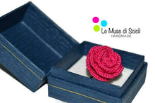 Fuchsia ring rose