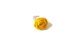 Yellow rose rings