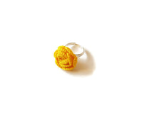 Yellow rose rings