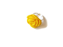 Yellow rose rings