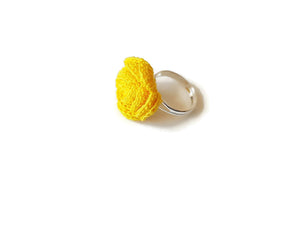 Yellow rose rings