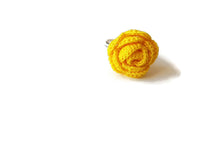 Yellow rose rings