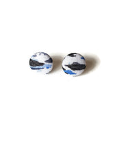 White tiger buttons stud earrings