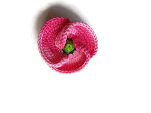 Spilla papavero rosa unisex in cotone sfumato all'uncinetto